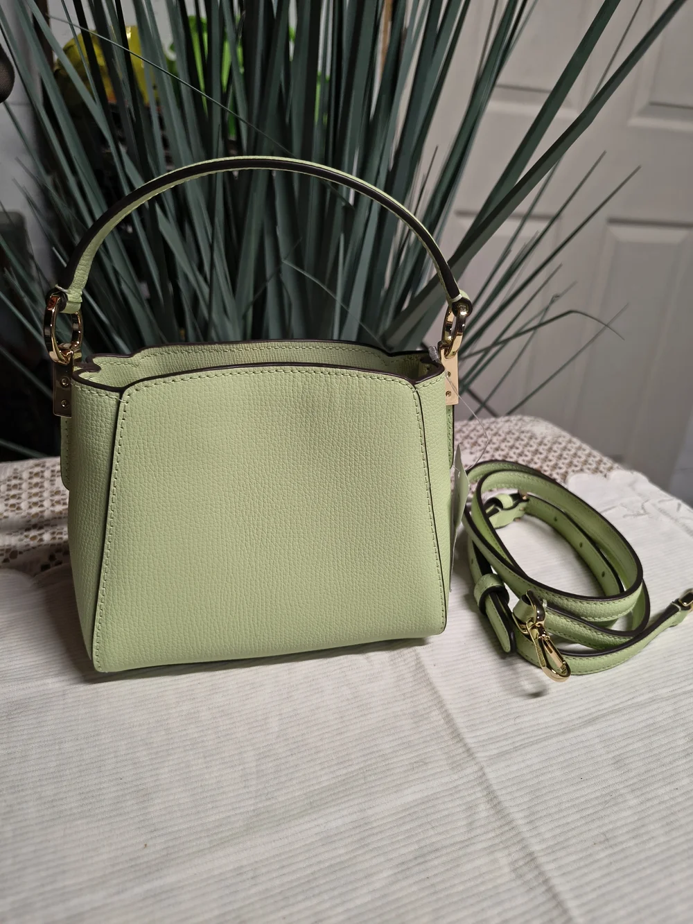 Kate Spade Pheobe Light Green Top-Handle Crossbody Mini Bag - Picture 2 of 4